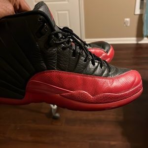 Jordan 12 Flu game size 11